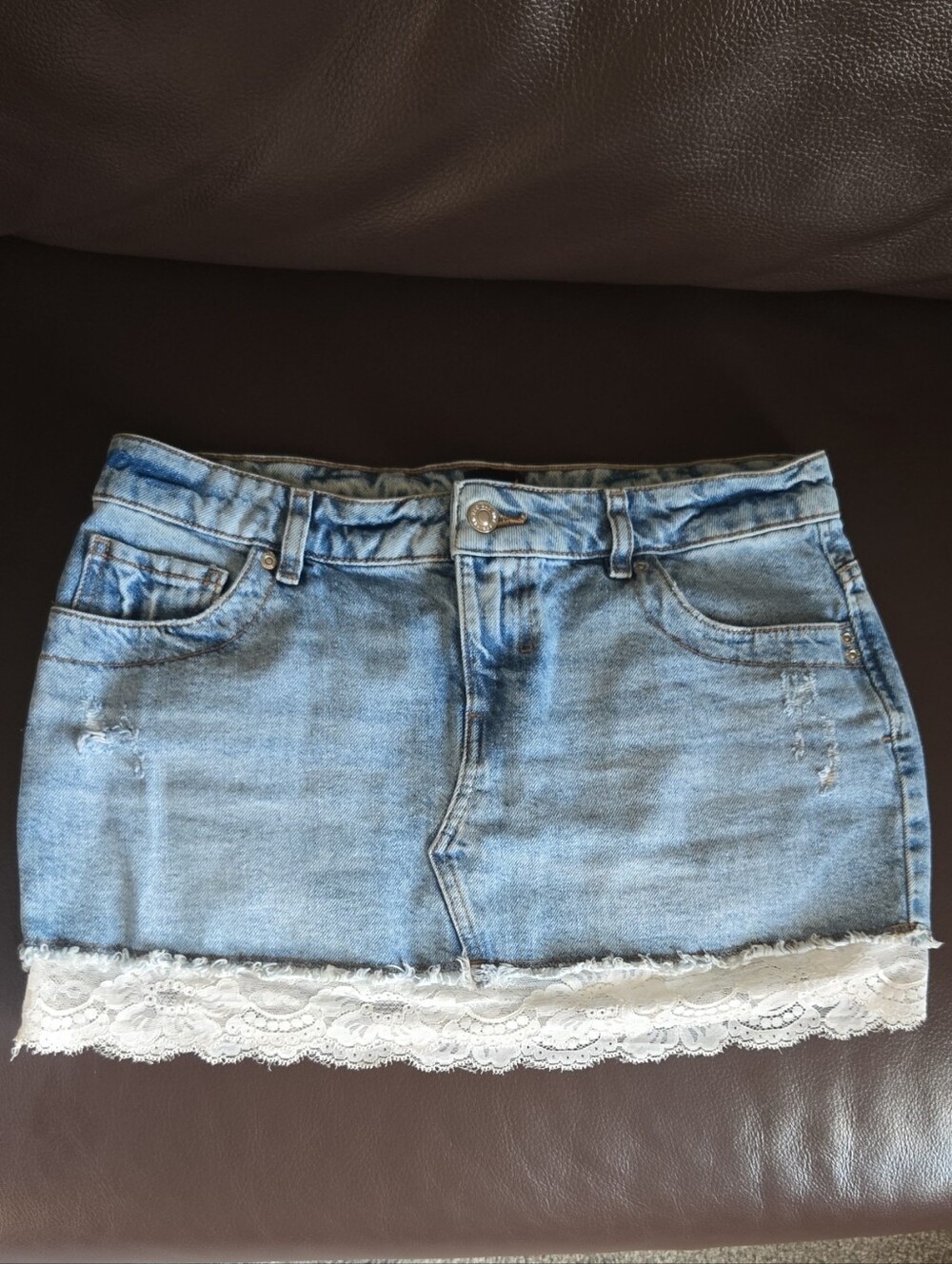 BDG Light Blue White Lace Trim Denim Y2k Cutsy Mini Skirt